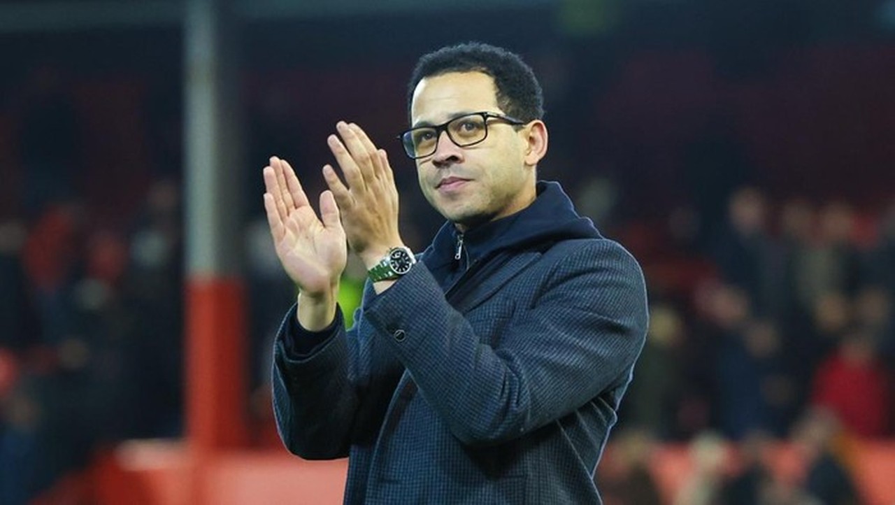 Resmi! Liam Rosenior Ditunjuk Jadi Pelatih Baru Chelsea dengan Kontrak Hingga 2032