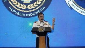Menteri Imigrasi Serahkan 20.000 Bibit Kelapa untuk Dukung Hilirisasi di Tangerang