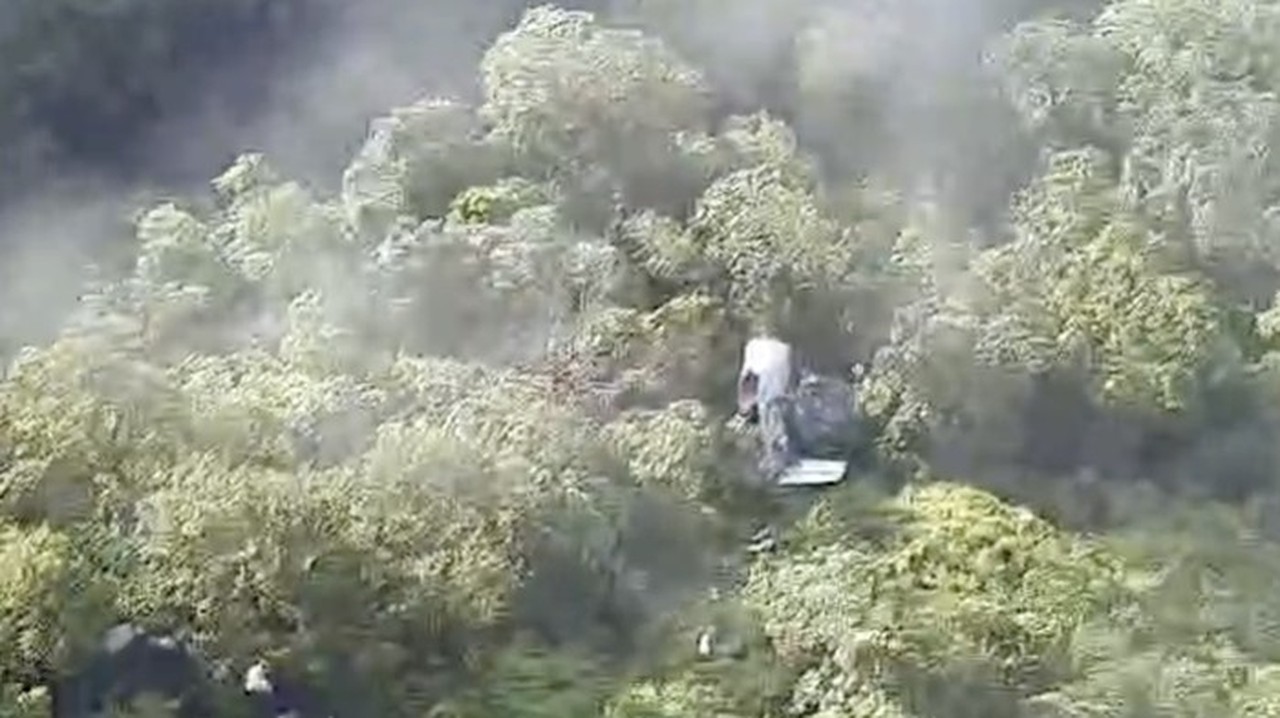 Black Box Pesawat ATR 42-500 yang Jatuh di Pangkep Akhirnya Ditemukan Tim Khusus