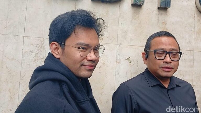 Insanul Fahmi Bungkam Saat Ditanya Bukti Nikah Siri dengan Inara Rusli di Polda Metro Jaya