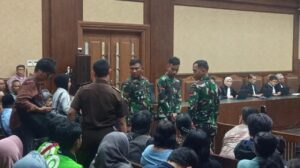 Kehadiran Prajurit TNI di Sidang Nadiem Makarim Bikin Hakim Bertanya, Ini Penjelasannya