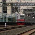 Wanita 18 Tahun Diduga Lompat ke Rel, Tewas di Stasiun Gondangdia Saat KA Melintas