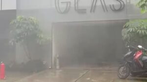 Rumah Sekaligus Kafe di Cempaka Putih Terbakar, Penyebab Masih Misteri