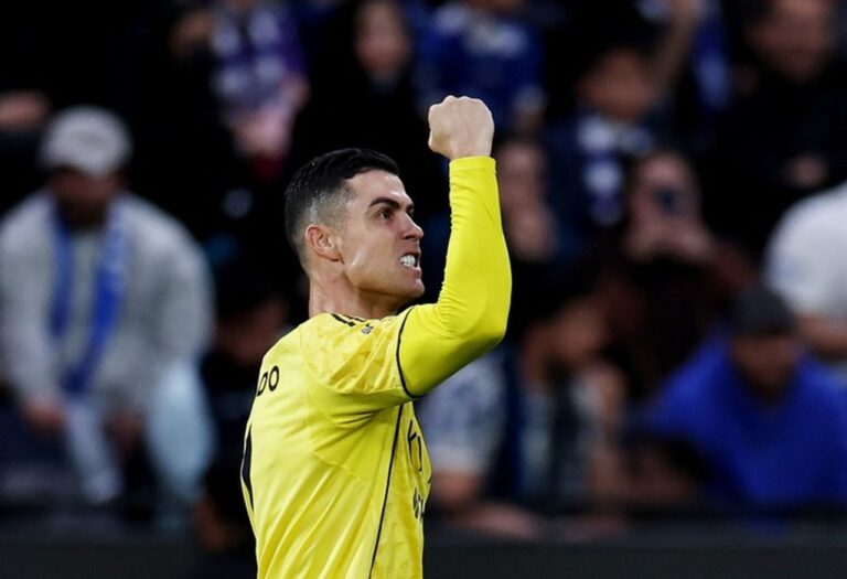 Cristiano Ronaldo Dekati 1.000 Gol, Cetak Gol ke-960 Saat Al Nassr Raih Kemenangan Cristiano Ronaldo Dekati 1.000 Gol, Cetak Gol ke-960 Saat Al Nassr Raih Kemenangan