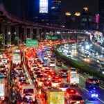 Banjir Jakarta Malam Ini: Tiga Ruas Jalan Utama Macet Parah Akibat Genangan