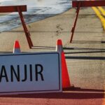 Banjir Lumpuhkan Arteri Jakbar, Polisi Izinkan Motor Melintas di Tol JORR