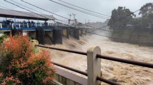Hujan Deras di Puncak Bogor, Bendung Katulampa Naik Status Siaga III