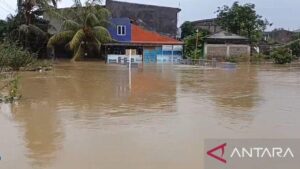 Banjir 4 Meter di Jayanti Tangerang Lumpuhkan Perumahan, 500 Warga Mengungsi