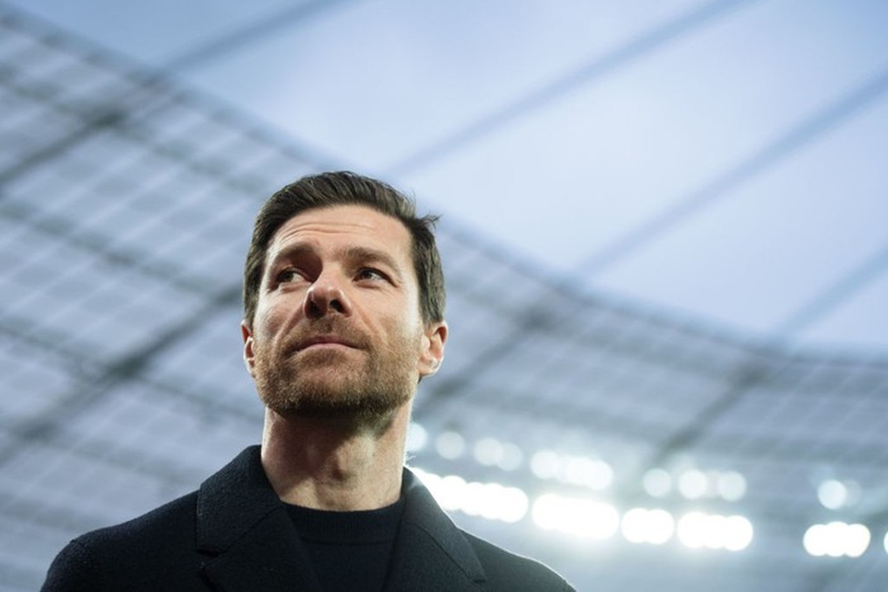 Xabi Alonso Tunggu Pinangan Liverpool, Nasib Arne Slot Dipertanyakan Xabi Alonso Tunggu Pinangan Liverpool, Nasib Arne Slot Dipertanyakan
