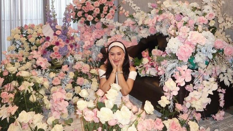 Selebgram Lula Lahfah Ditemukan Meninggal di Apartemen, ART Khawatir Tak Dibukakan Pintu Selebgram Lula Lahfah Ditemukan Meninggal di Apartemen, ART Khawatir Tak Dibukakan Pintu