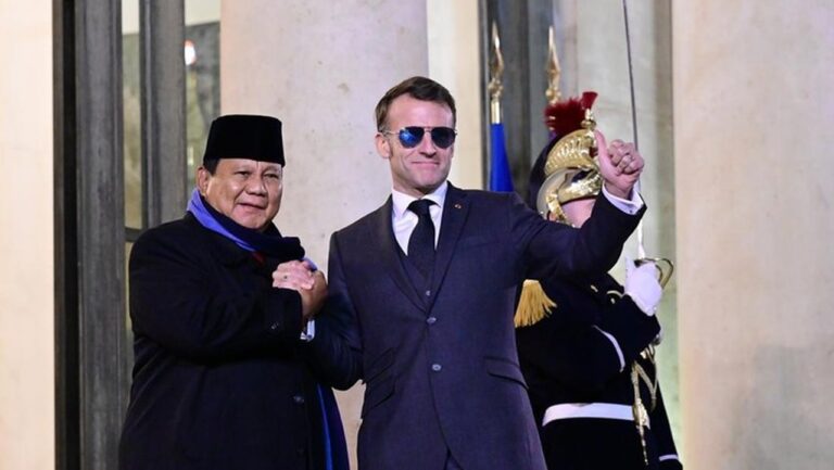Prabowo dan Macron Gelar Jamuan Makan Malam di Istana Élysée, Perkuat Kemitraan Strategis