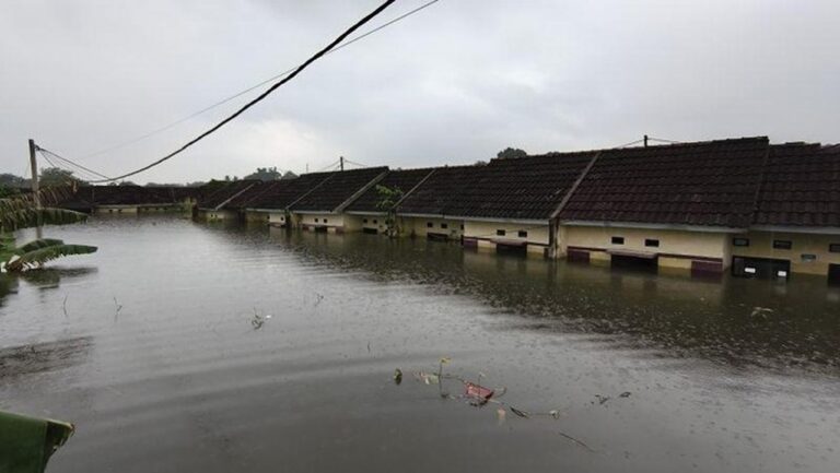 Banjir Kabupaten Tangerang Meluas, 7 Kecamatan Terendam, 14 Ribu KK Terdampak