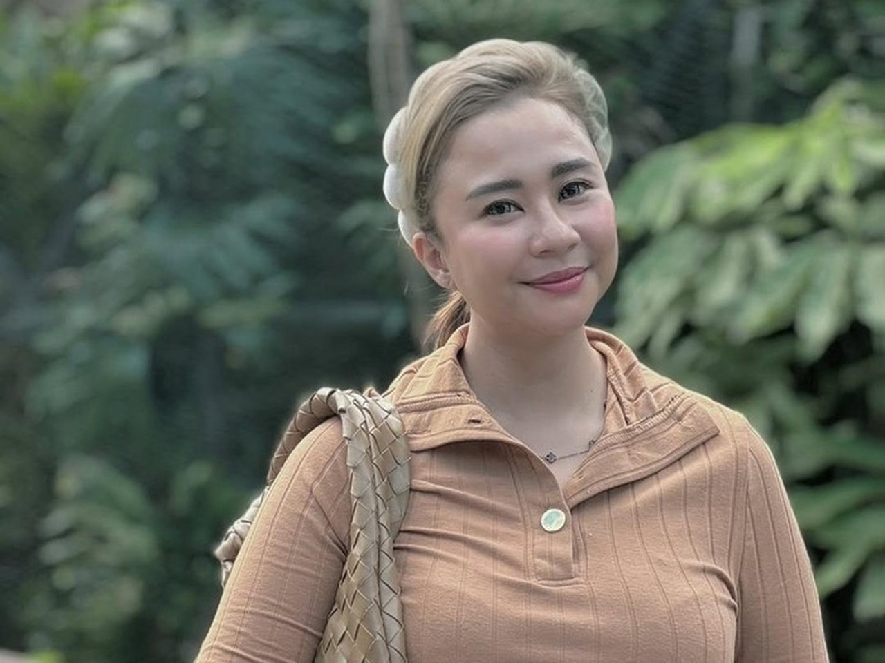 Kisah Unik Chikita Meidy: Keberadaan Mantan Suami Terungkap Berkat Komentar Netizen Saat Live