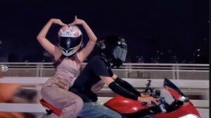 Fuji Klarifikasi Isu Pacar Baru: Pria yang Memboncengnya adalah Ojek Bayaran Rp 1 Juta