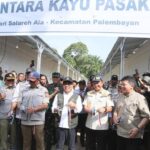 Tito Karnavian Resmikan Huntara di Agam, Perluas Bantuan Korban Bencana Pascabencana Sumbar