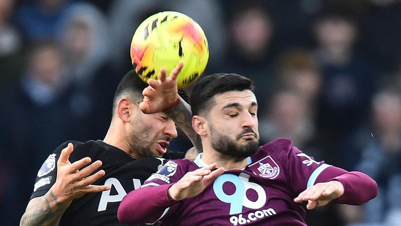 Babak Pertama Liga Inggris: Burnley Tahan Imbang Tottenham Hotspur 1-1