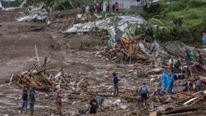 TNI Selidiki Kabar 23 Prajurit Hilang Akibat Longsor Dahsyat di Cisarua Bandung Barat