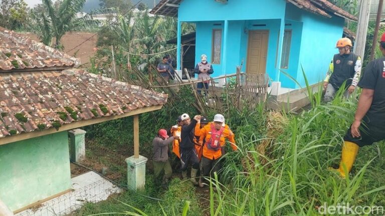 16 Kantong Jenazah Korban Longsor Cisarua Diterima DVI Polda Jabar, 7 Teridentifikasi