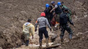 Kendala Tanah Labil Hambat Pencarian Korban Longsor Cisarua, 79 Warga Masih Hilang