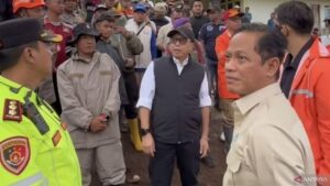 Longsor Cisarua: Menteri LH Turunkan Tim Ahli, Soroti Dampak Urbanisasi Masif