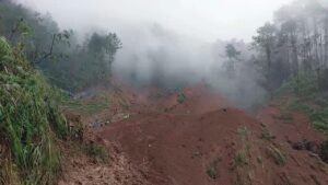 Bapak dan Anak Tertimbun Longsor Saat Bertani di Pemalang, Pencarian Terkendala Cuaca
