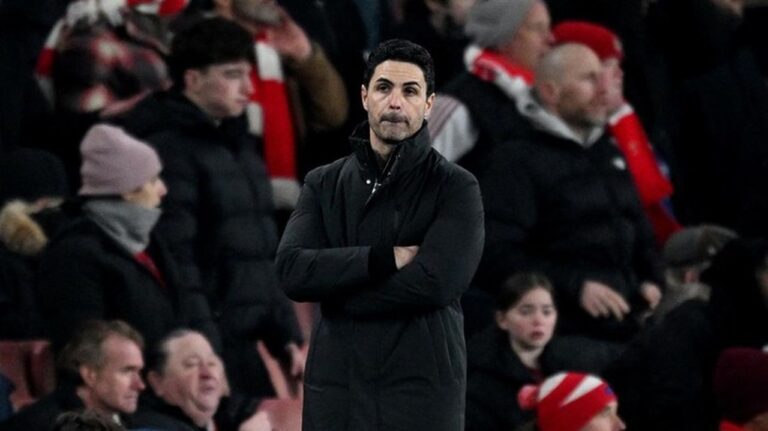 Kalah dari MU, Mikel Arteta Sebut Sorakan Suporter Arsenal Wajar