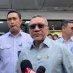 Menteri Zulhas dan Yandri Susanto Naik Motor ke Panen Raya Bareng Prabowo di Karawang