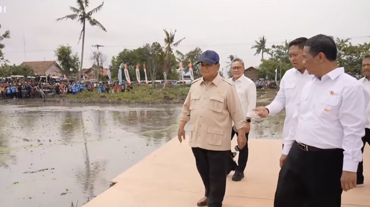 Prabowo Umumkan Swasembada Pangan di Karawang, Dihadiri Sejumlah Menteri dan Pejabat Tinggi Prabowo Umumkan Swasembada Pangan di Karawang, Dihadiri Sejumlah Menteri dan Pejabat Tinggi