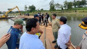 Bangunan Liar di Situ Tujuh Muara Depok Dibongkar, Wali Kota Sebut Tak Berizin