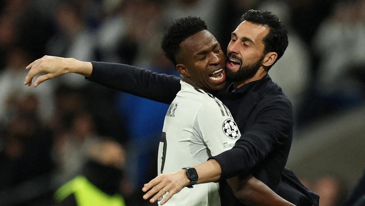 Jorge Valdano: Real Madrid Lebih Nyaman di Bawah Arbeloa Dibanding Xabi Alonso Jorge Valdano: Real Madrid Lebih Nyaman di Bawah Arbeloa Dibanding Xabi Alonso