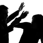 Cemburu Lihat Panggilan Telepon Pria Lain, Suami di Malang Bacok Istri Hingga Lima Kali