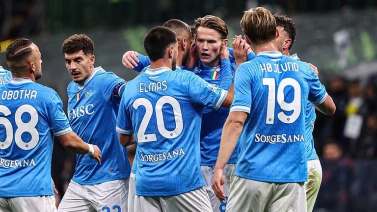 Antonio Conte Akui Napoli Diterpa Badai, Optimistis Hadapi Chelsea di Liga Champions