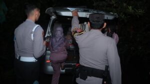 Menantu Perempuan Diduga Bunuh Ibu Mertua di Blitar, Pelaku Kabur ke Tulungagung