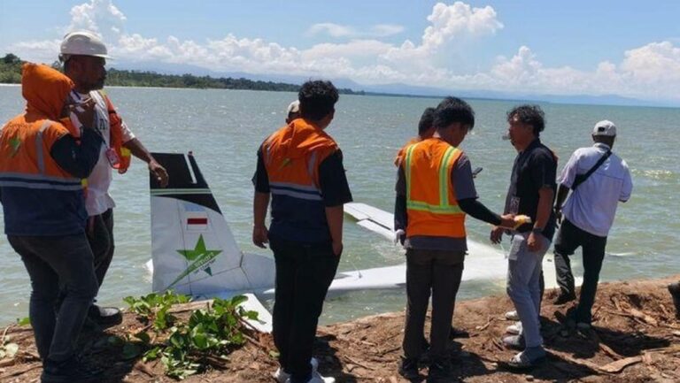 Pesawat Smart Air Terjun Bebas di Perairan Nabire, 15 Penumpang dan Kru Selamat