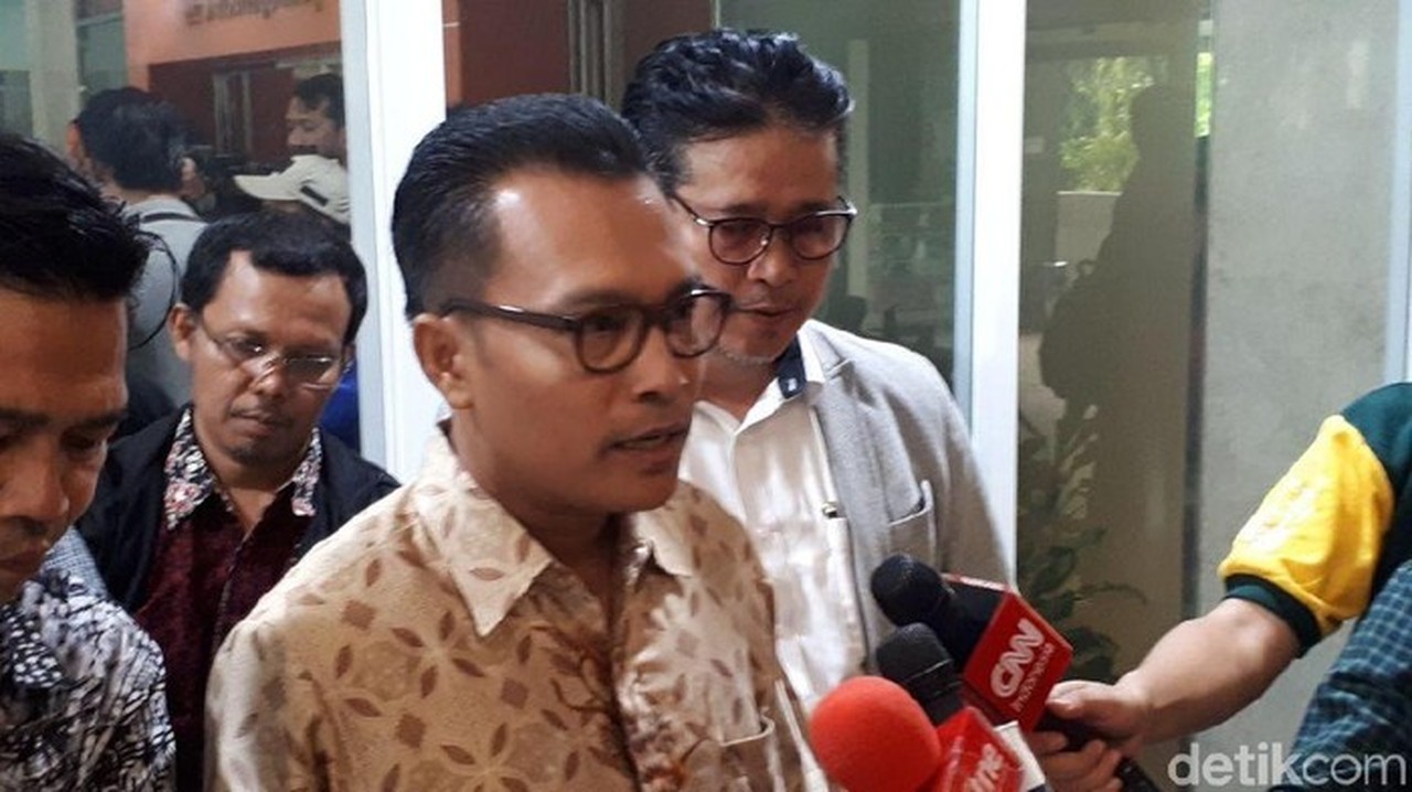 ProDem Dukung Polri Tetap di Bawah Presiden, Bakal Surati Prabowo