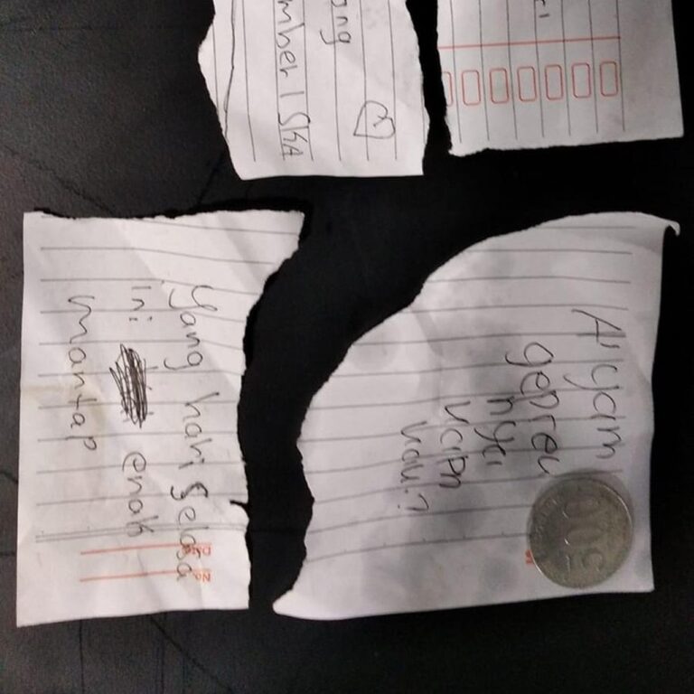 Momen Unik Siswa di Solo: Minta Ayam Geprek MBG Sambil Tambah Uang Rp 500