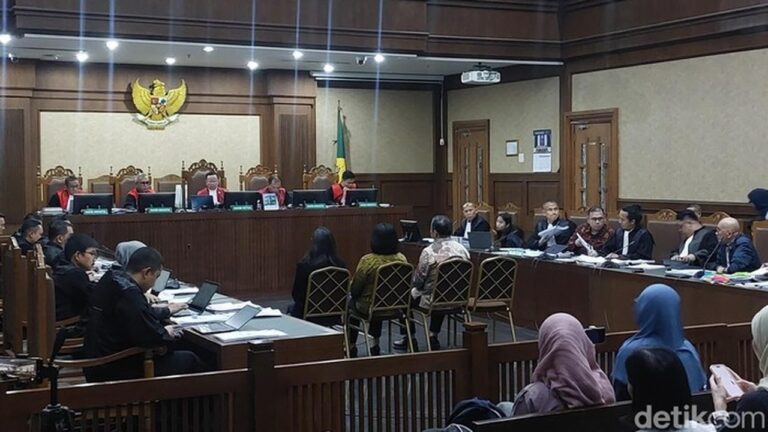 Jaksa Pertanyakan Lonjakan Aset Nadiem Makarim di GoTo, Ali Mardi Mengaku Tak Tahu