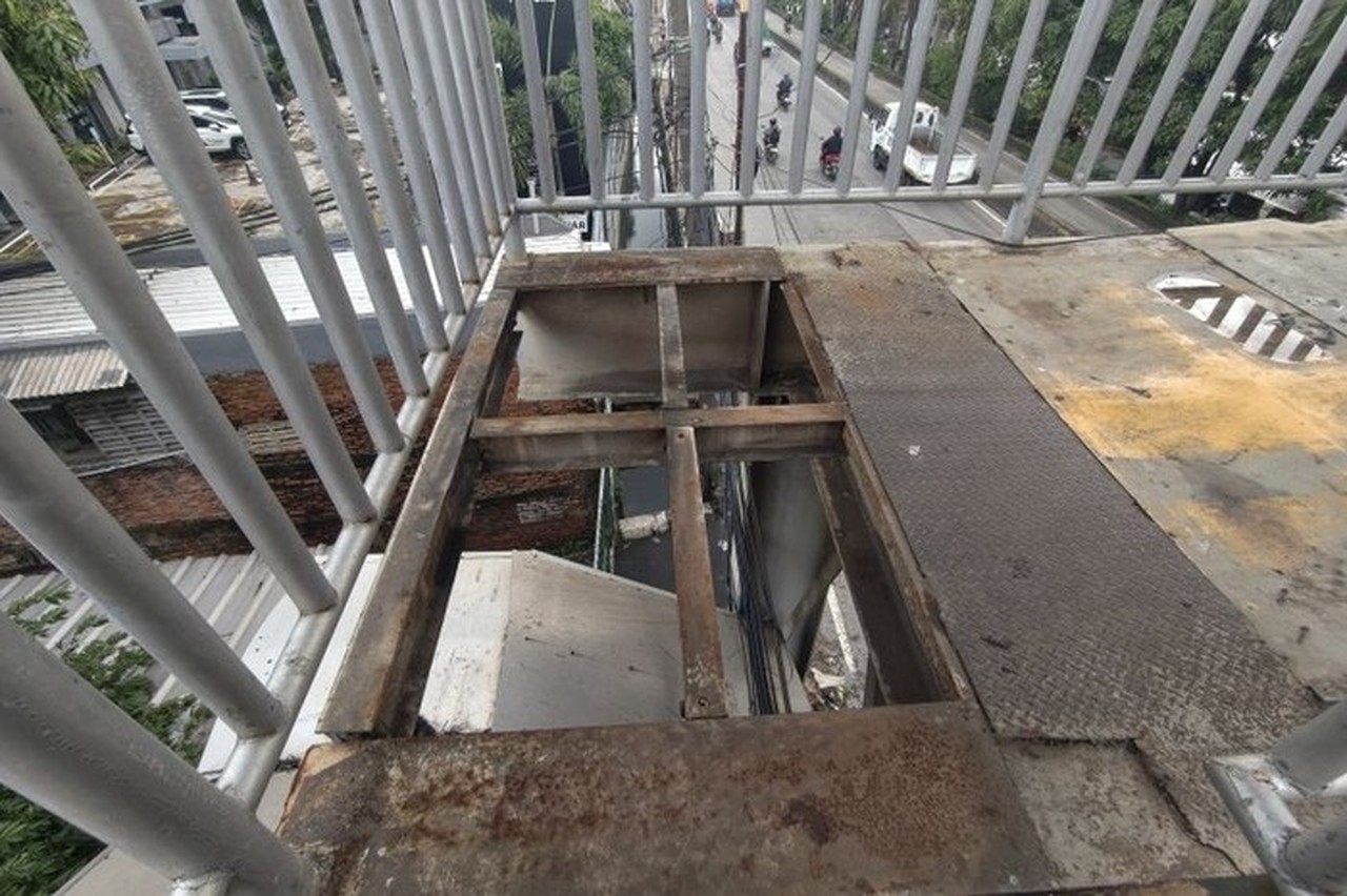 Besi JPO Dicuri Lagi, Ketua DPRD DKI Desak CCTV Aktif dan Material Pengaman Besi JPO Dicuri Lagi, Ketua DPRD DKI Desak CCTV Aktif dan Material Pengaman