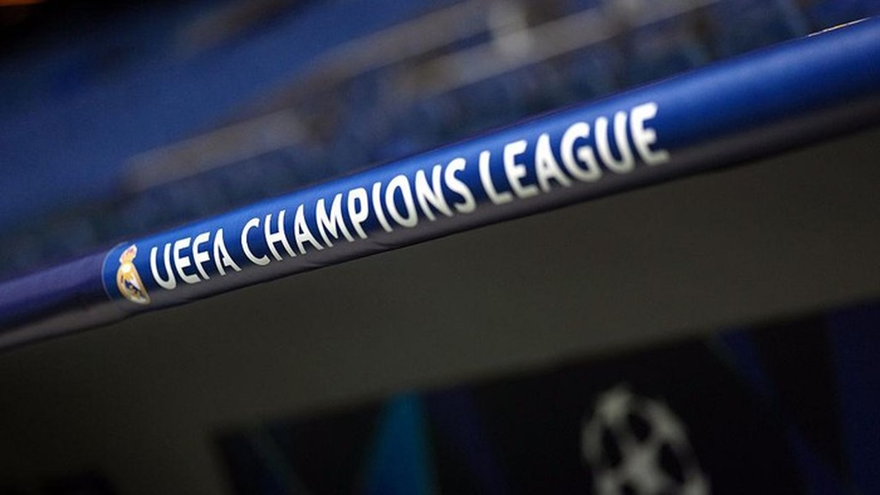 Dua Suporter Chelsea Ditusuk di Naples Jelang Laga Liga Champions Dua Suporter Chelsea Ditusuk di Naples Jelang Laga Liga Champions