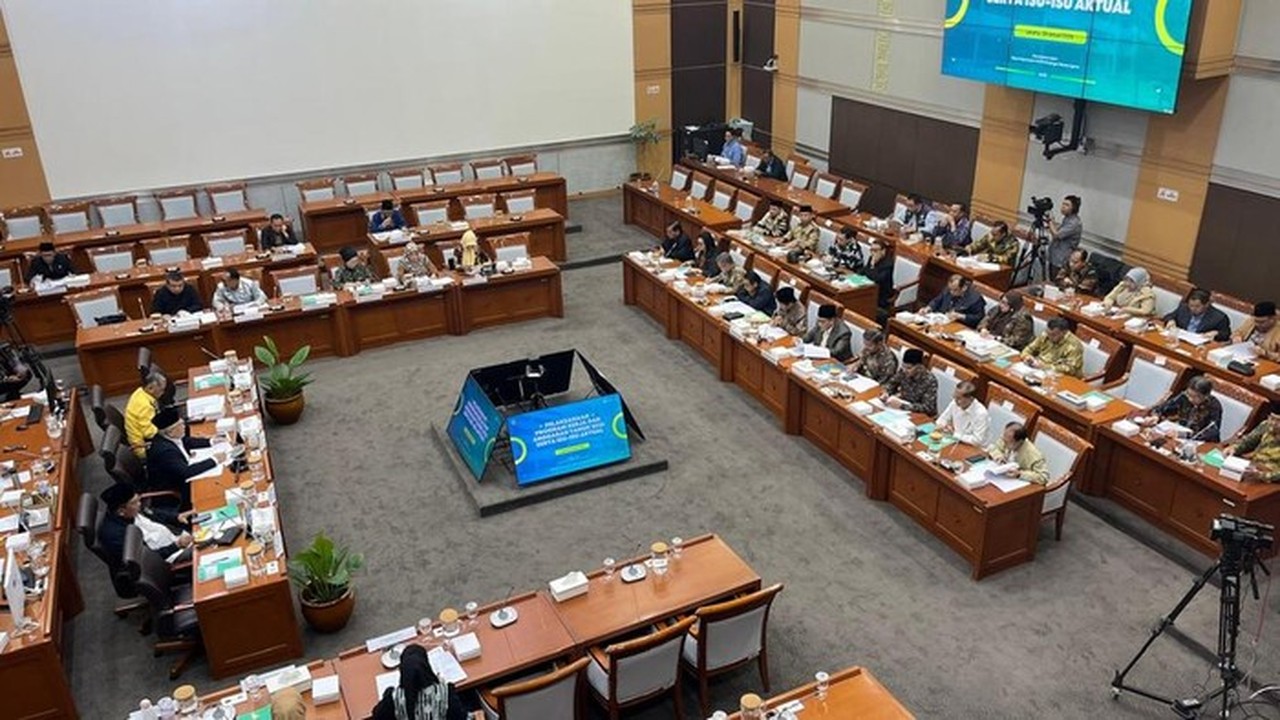 Menag Usulkan Rp 702 M untuk Perbaikan Madrasah dan Rumah Ibadah Pascabencana Sumatera Menag Usulkan Rp 702 M untuk Perbaikan Madrasah dan Rumah Ibadah Pascabencana Sumatera