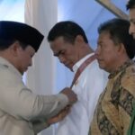 Prabowo Anugerahkan Bintang Jasa Utama kepada Mentan Amran Sulaiman atas Jasa Swasembada Beras