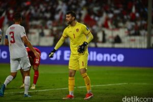 Sederet Pemain Berdarah Indonesia Pernah Bela Ajax, Maarten Paes Jadi Kandidat Keenam?