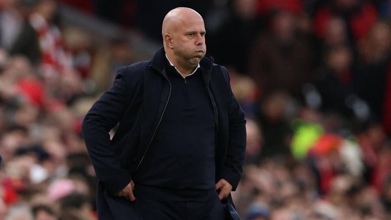 Liverpool Didesak Hindari Kesalahan Manchester United dalam Keputusan Manajer