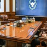 Seskab Teddy Indra Wijaya dan Wagub Emil Dardak Bertemu, Fokus Infrastruktur dan Program Prioritas Jatim