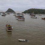 Cuaca Buruk, Pelayaran Kapal Wisata Labuan Bajo Diperpanjang Hingga 1 Februari 2026