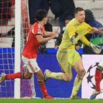 Anatoliy Trubin Cetak Gol Fenomenal, Pecahkan Rekor Kiper Pencetak Gol Liga Champions