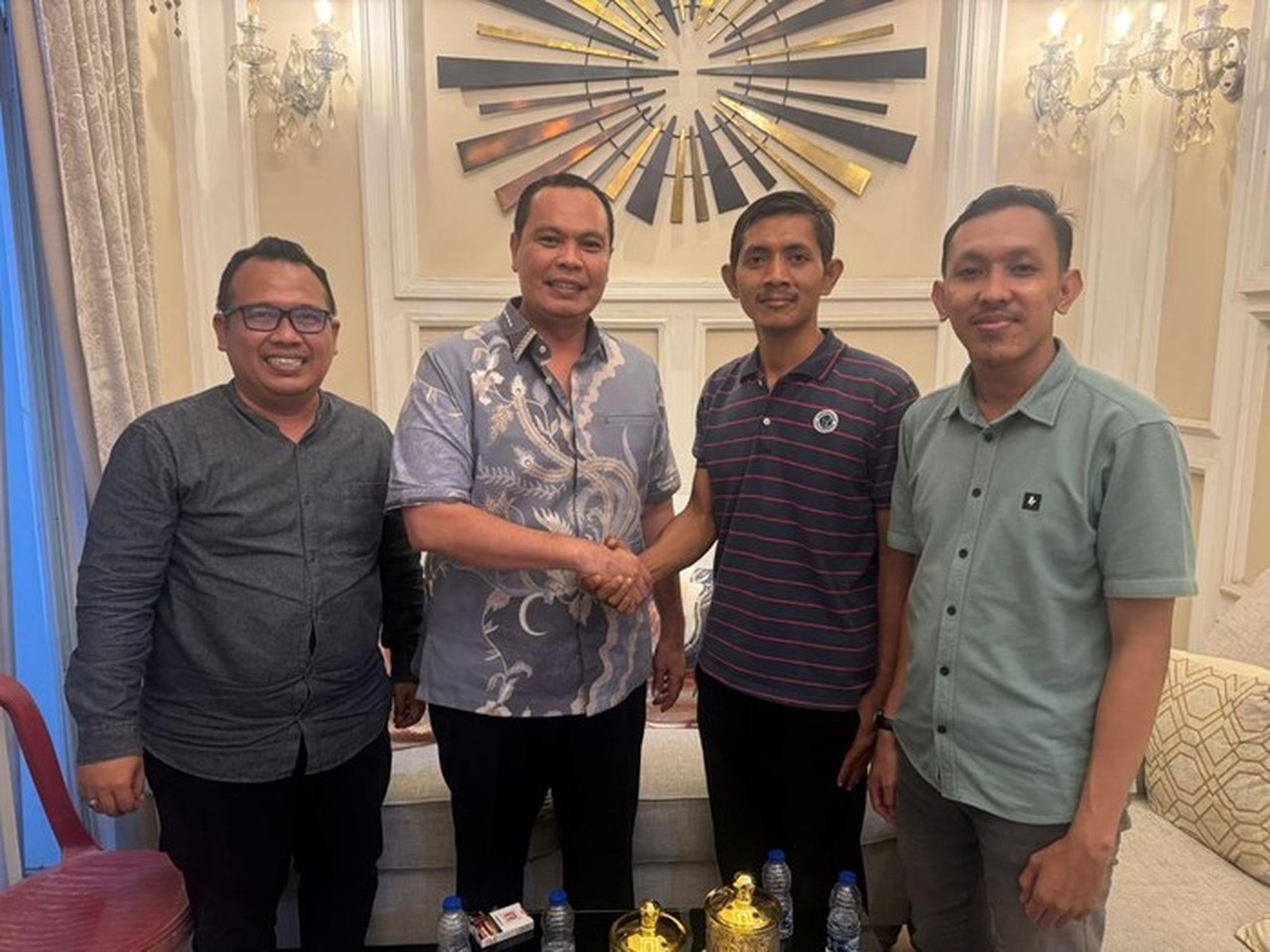 Wali Kota Serang dan Media Ekbisbanten.com Sepakat Damai Kasus Laporan Polisi Wali Kota Serang dan Media Ekbisbanten.com Sepakat Damai Kasus Laporan Polisi