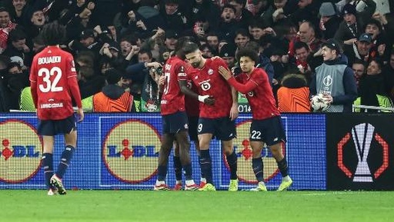 Calvin Verdonk Starter, Lille Taklukkan Freiburg 1-0 ke Babak Playoff Liga Europa