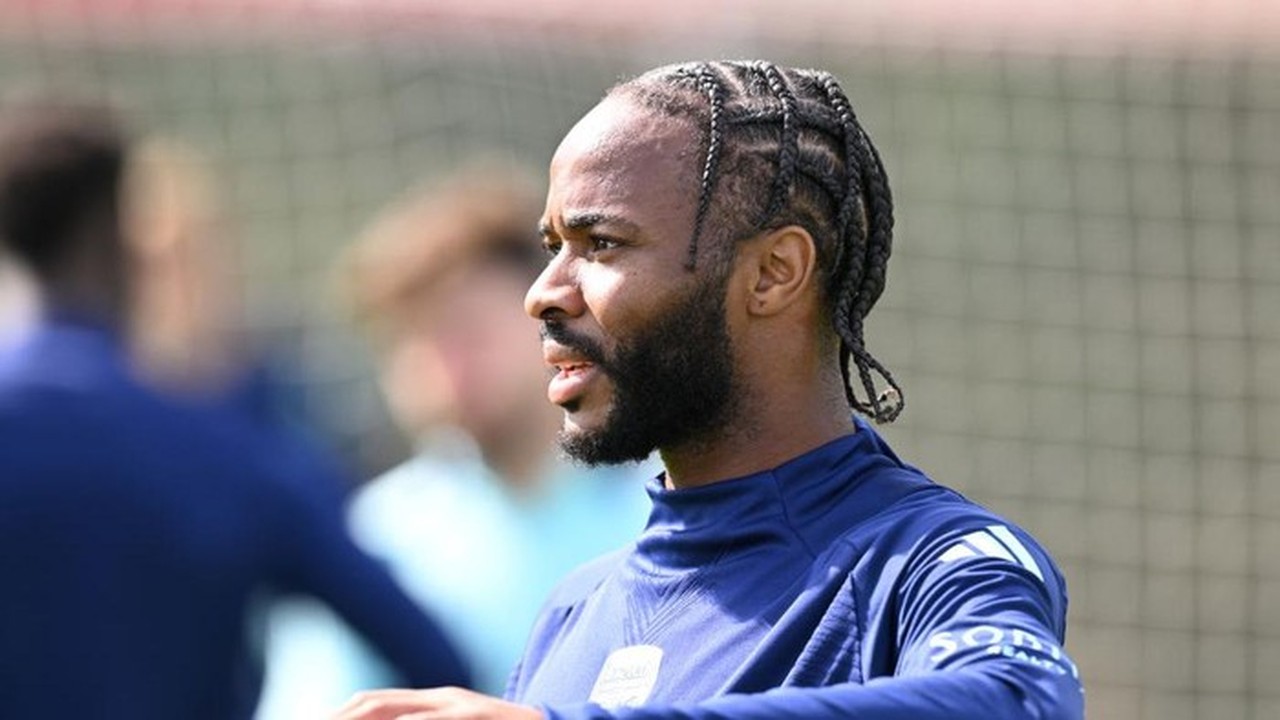 Raheem Sterling Tinggalkan Chelsea, Tujuh Klub Siap Tampung Sang Pemain