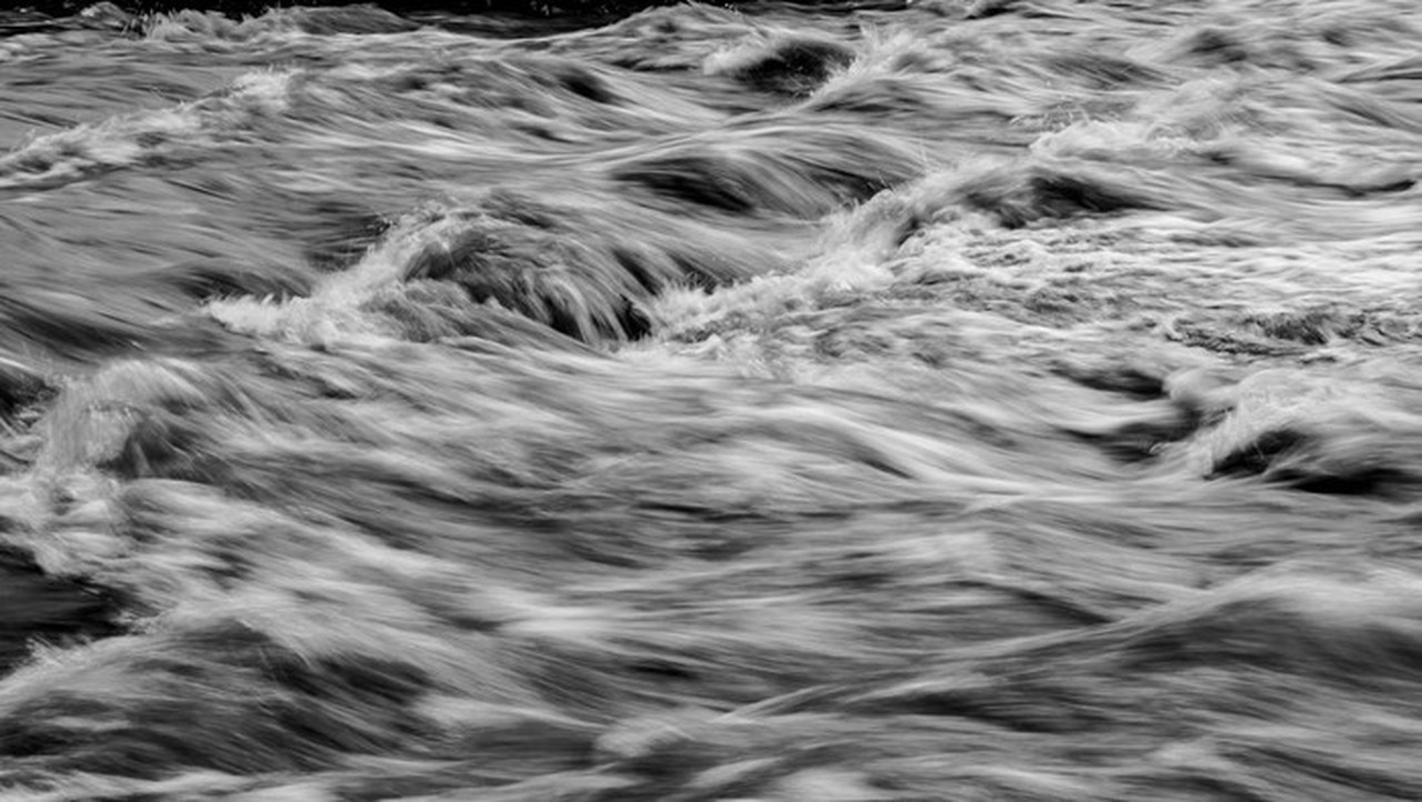 Banjir Melanda 7 Kecamatan di Kota Bekasi, Ribuan Warga Terpaksa Mengungsi